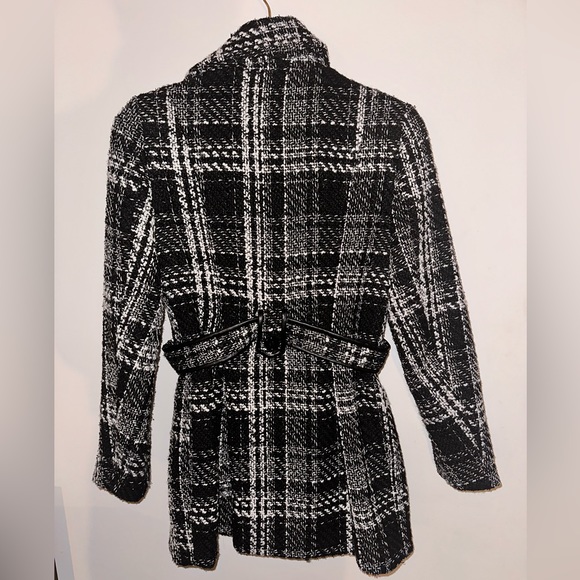 Black and White Tweed Peacoat with black leather trim. Size M - Picture 2 of 5